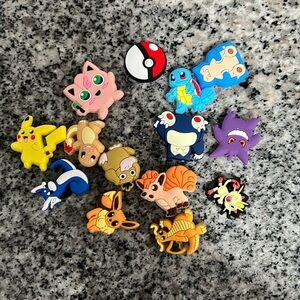 NWOT.. 14 piece croc charms